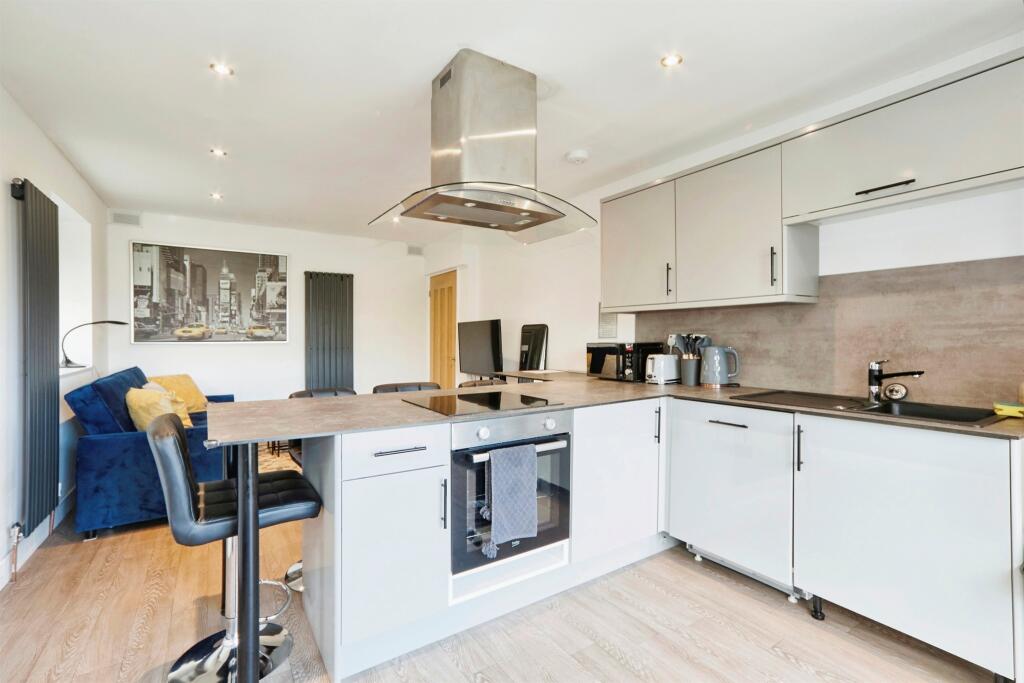 Additional image 6 of Duchy Avenue, Bradford