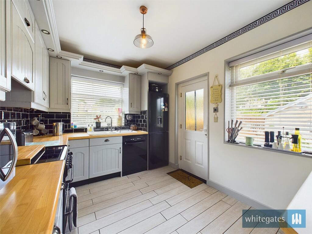 Additional image 6 of Oakleigh Avenue, Clayton, Bradford, West Yorkshire, BD14