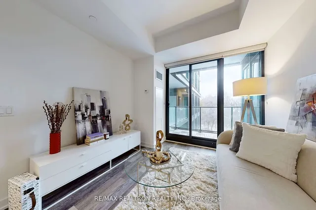 Additional image 28 of 250 Lawrence Ave Unit 501