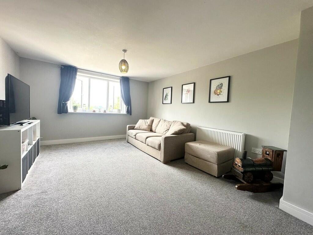 Additional image 17 of Hill Top Road, Hainworth