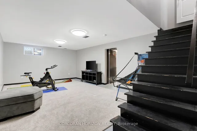 Additional image 30 of 806 Westmount Rd