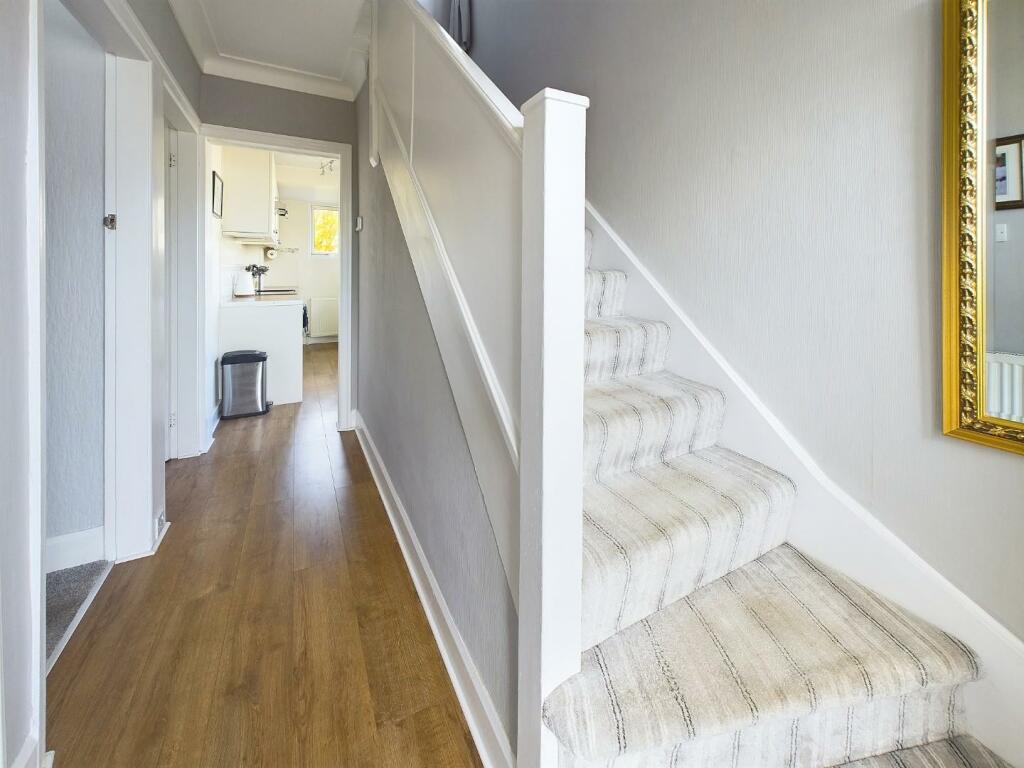 Additional image 22 of Healey Avenue, Bingley