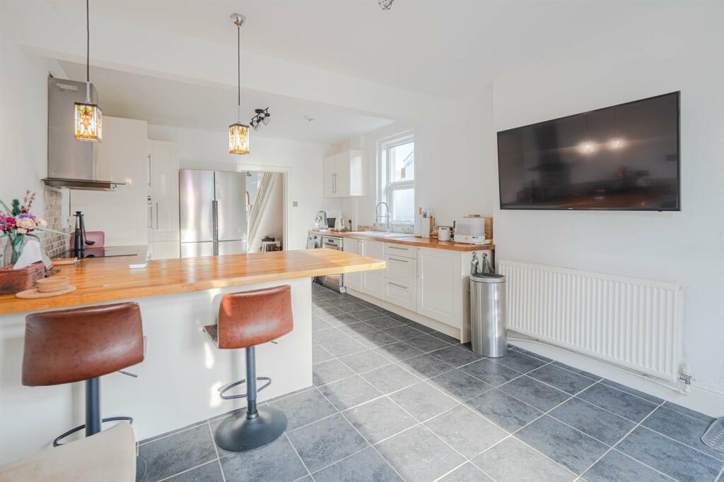 Additional image 3 of Borthwick Road, Bournemouth