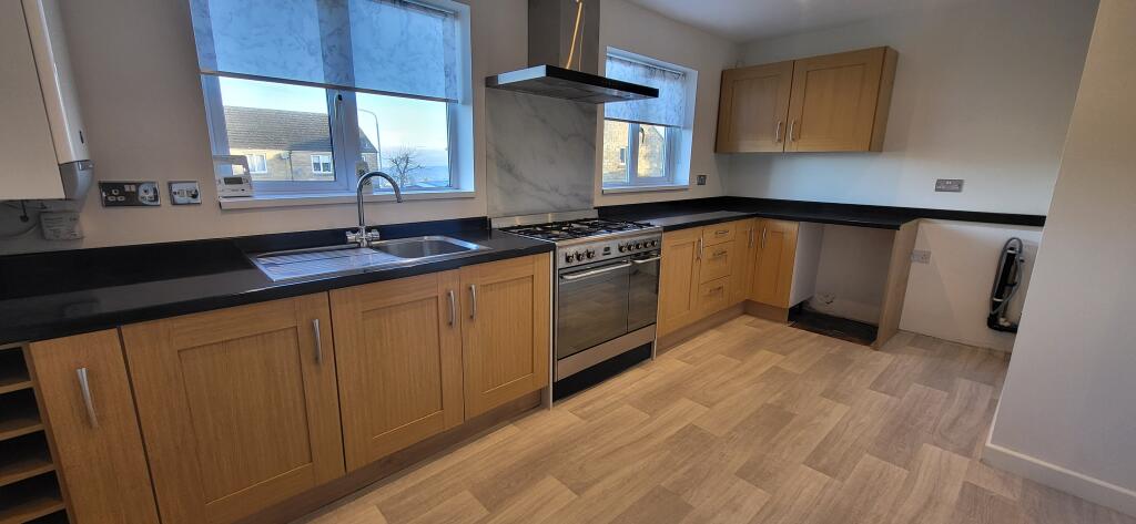 Additional image 2 of Ascot Drive, Bradford