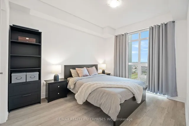 Additional image 11 of 450 Dundas St Unit 806