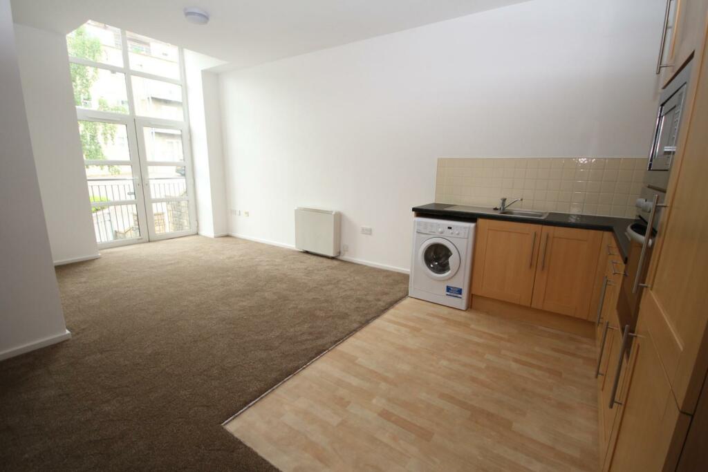 Additional image 3 of Brackendale  Lodge, Thackley