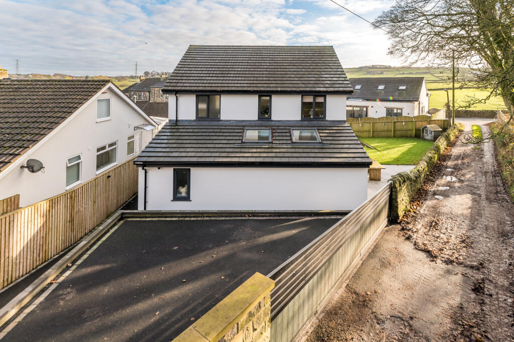 Additional image 14 of Derwent Avenue, Wilsden, Bradford, West Yorkshire, BD15