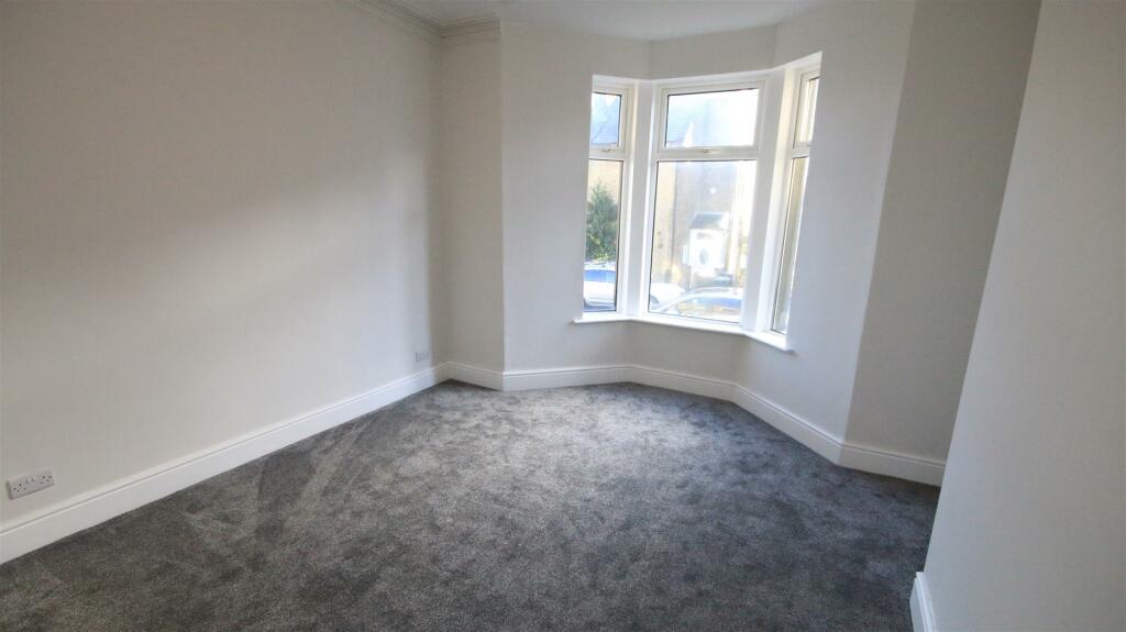 Additional image 5 of Oakleigh Road, Clayton, Bradford