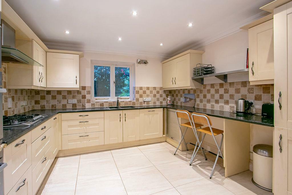 Additional image 3 of 36 The Avenue, Poole