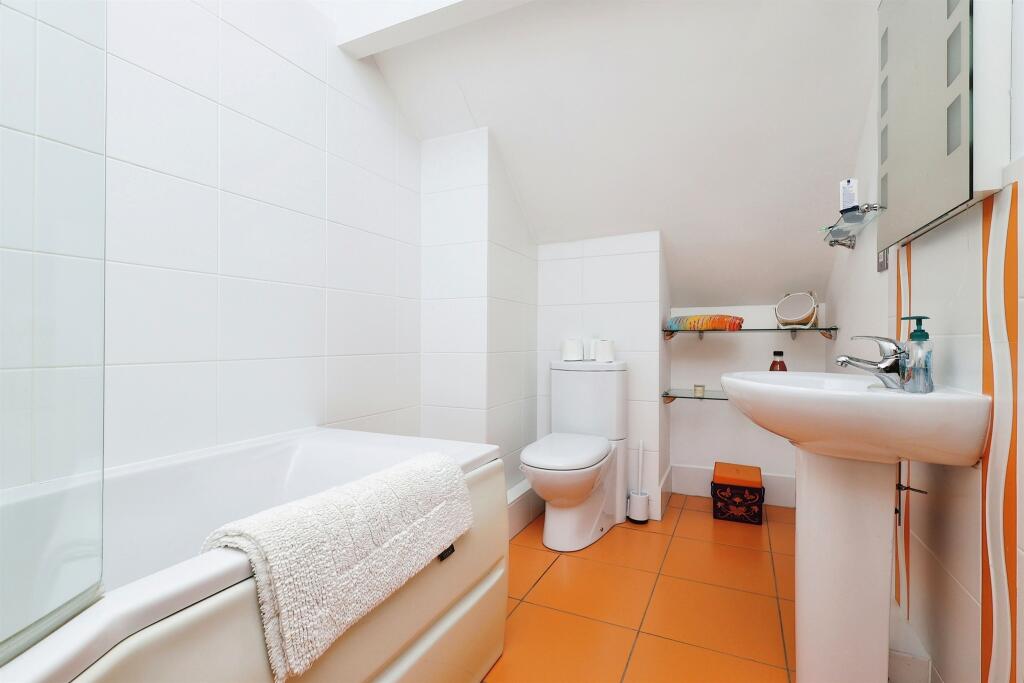 Additional image 19 of Ghyll Wood Drive, Bingley