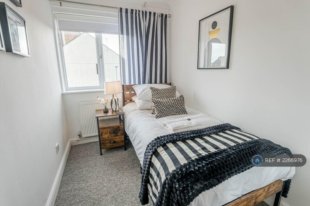 Additional image 12 of Catalina Drive, Poole, BH15