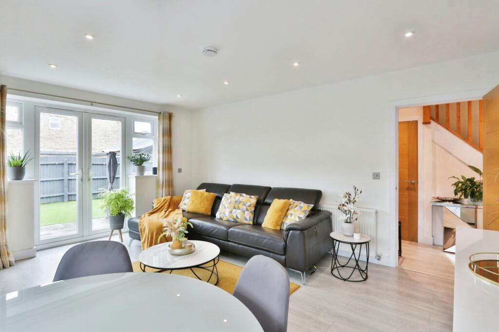 Additional image 4 of Gosling Close, Poole, Dorset, BH17