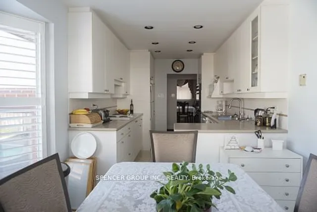 Additional image 9 of 1856 Briarcrook Cres