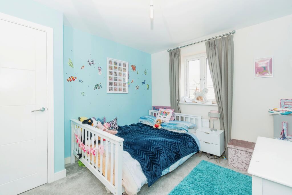 Additional image 15 of Brompton Drive, Bradford, BD10