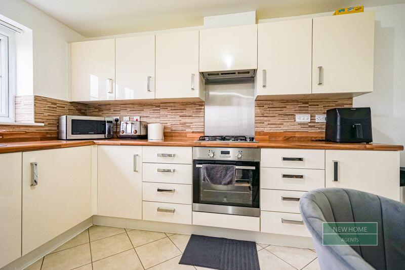 Additional image 19 of Beacon Hill, Braithwaite, Keighley, BD22 6FE