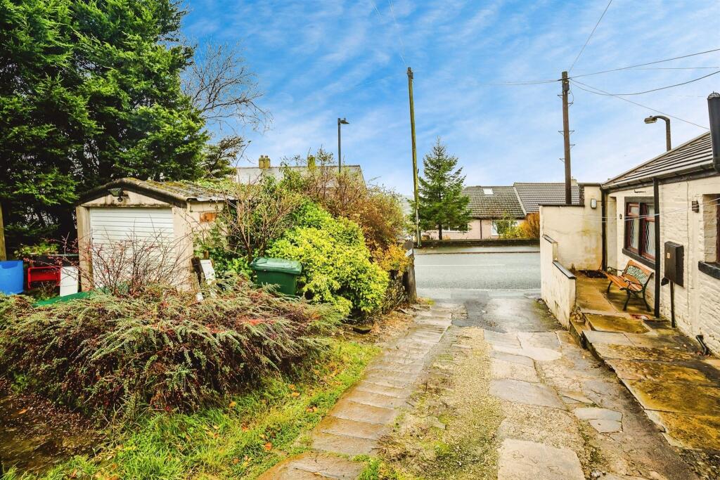 Additional image 4 of Myrtle Grove, Queensbury, BRADFORD