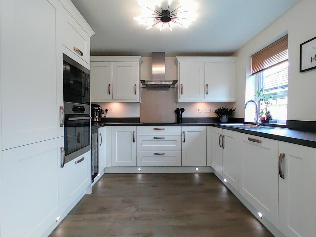 Additional image 21 of Falls Approach, Clayton