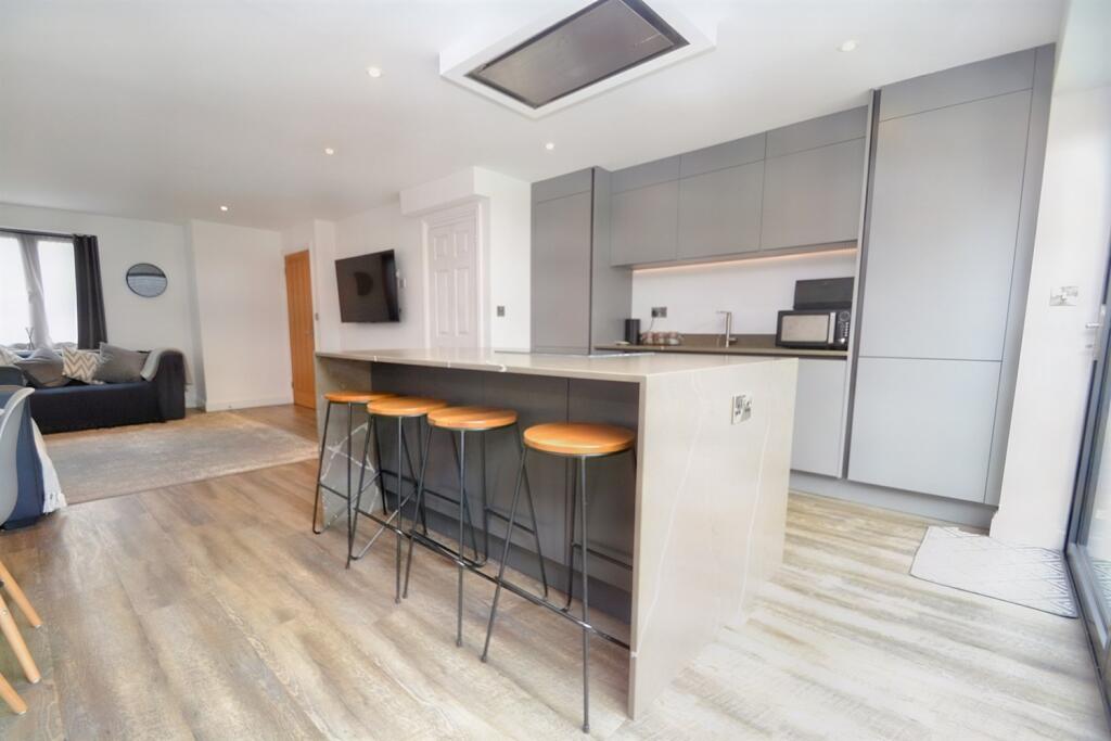 Additional image 4 of Hamworthy