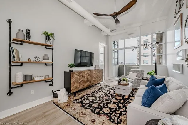 Additional image 12 of 112 Benton St Unit 210