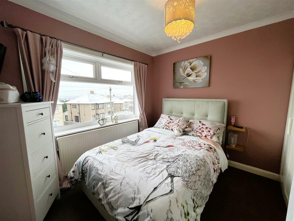 Additional image 15 of Willow Drive, Bradford