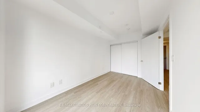 Additional image 13 of 47 Mutual St Unit 906