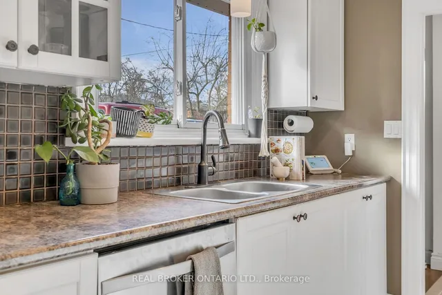 Additional image 13 of 1168 Westerdam Rd