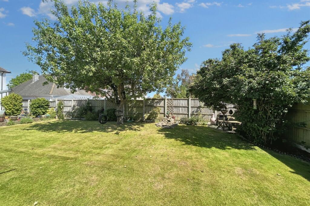 Additional image 22 of Bearwood