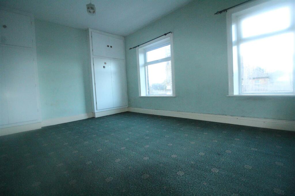 Additional image 4 of Huddersfield Road, Wyke, Bradford