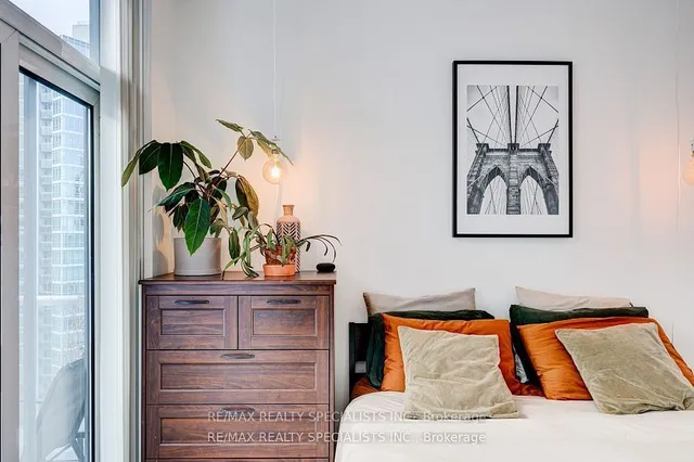 Additional image 20 of 352 Front St Unit 2305