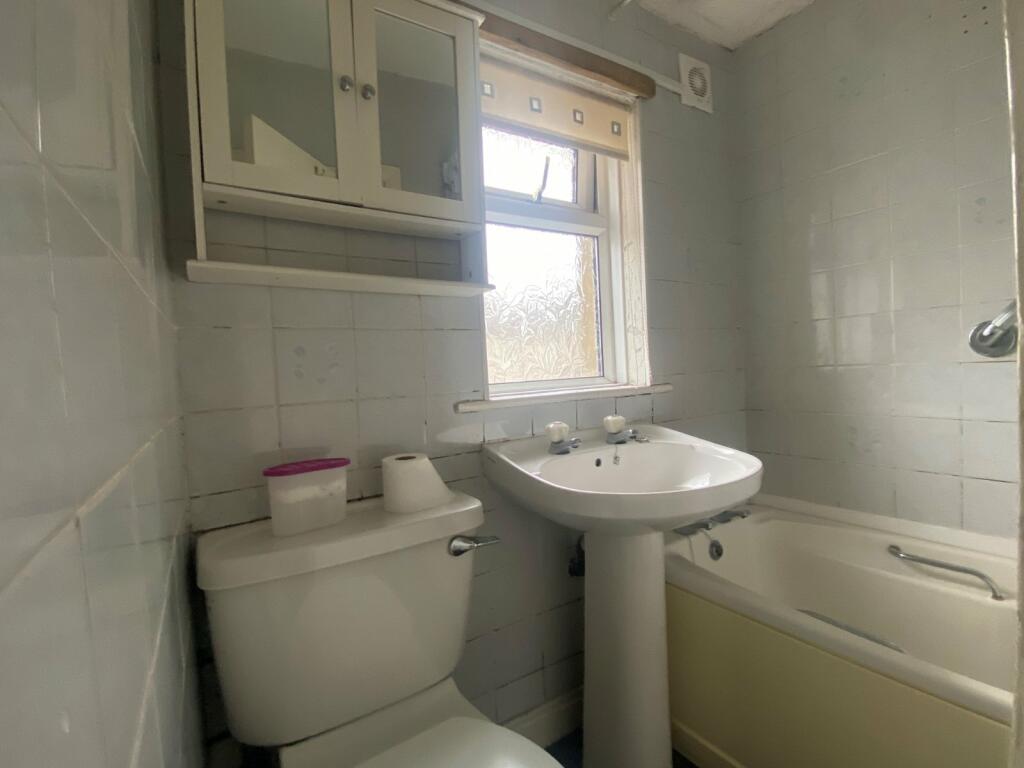 Additional image 8 of Hollybank Gardens, Great Horton, Bradford, BD7