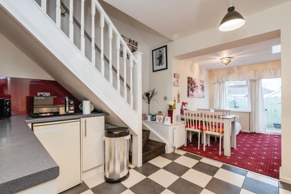 Additional image 4 of Mostyn Grove, Bradford