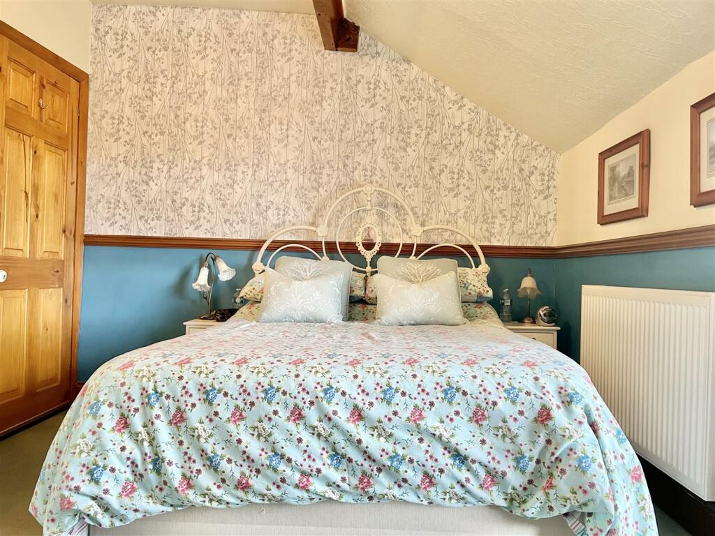 Additional image 20 of 3 Thorngate, Thornton, Bradford