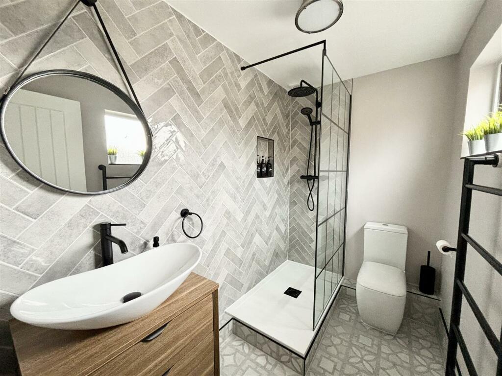 Additional image 12 of Hop Close, Upton