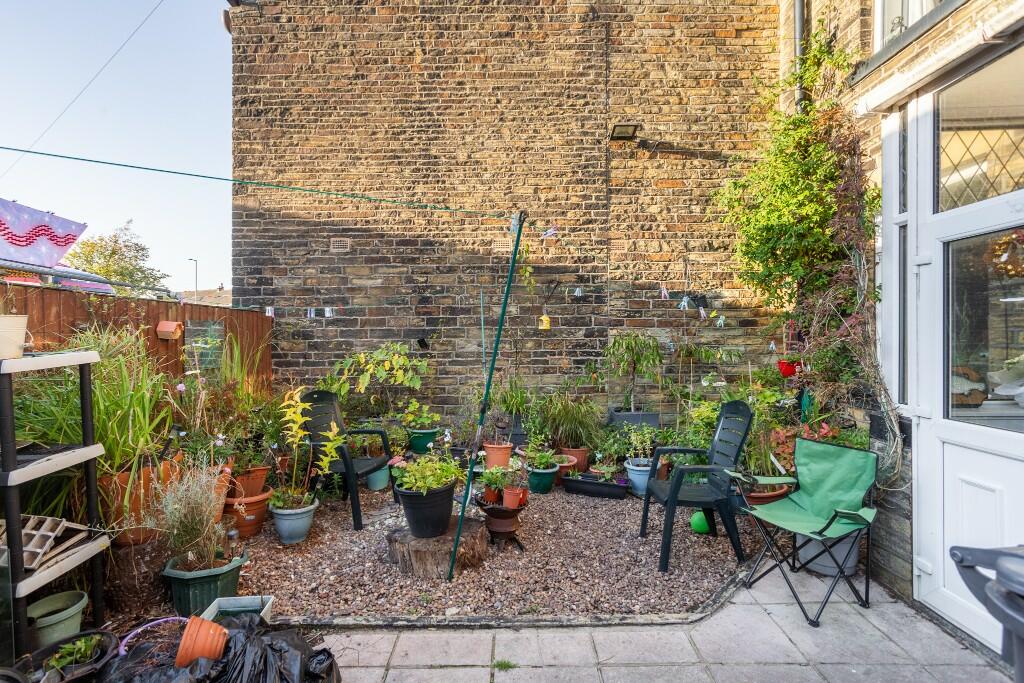 Additional image 19 of North Road, Bradford, BD6