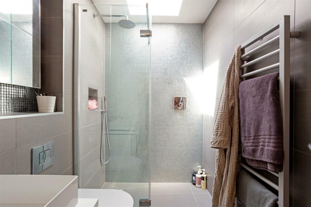 Additional image 26 of Shore Road, Sandbanks.