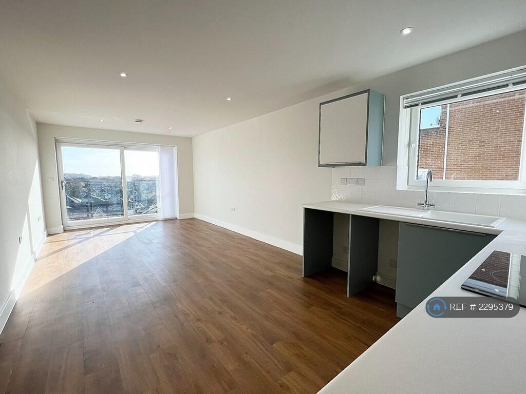 Additional image 9 of Longfleet Road, Poole, BH15