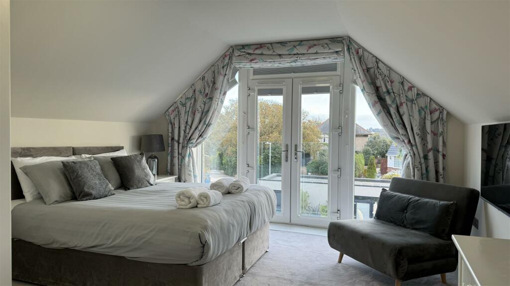 Additional image 28 of Sherwood Avenue, Whitecliff