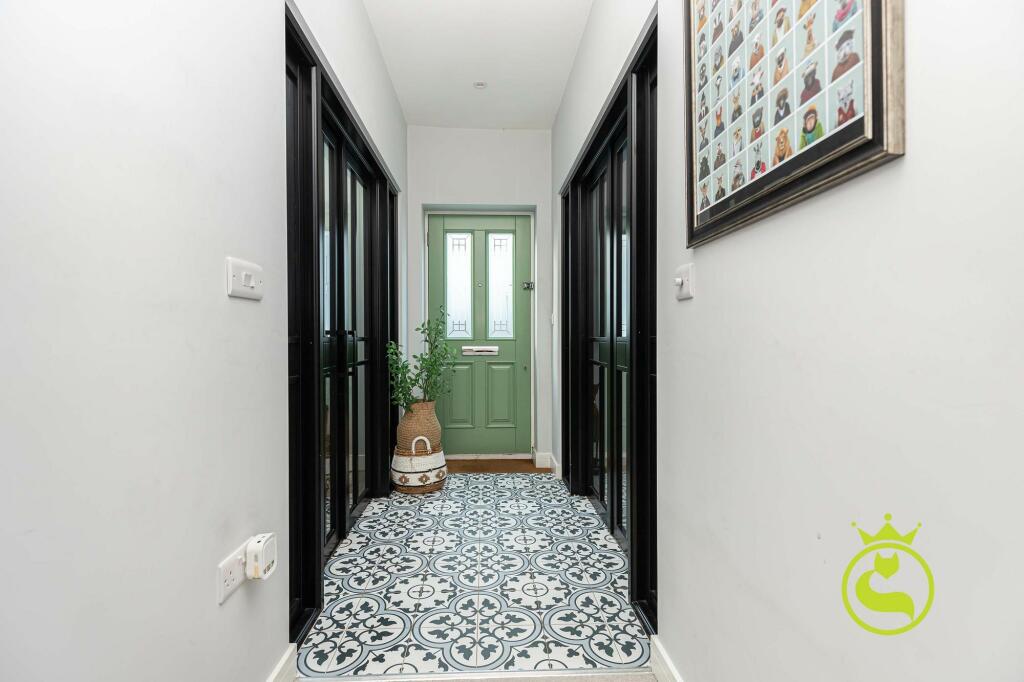 Additional image 8 of CLOSE TO HARBOURSIDE - Sherwood Avenue, Whitecliff, Poole BH14