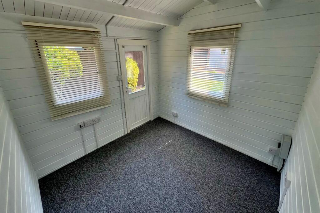 Additional image 15 of Ashley Cross