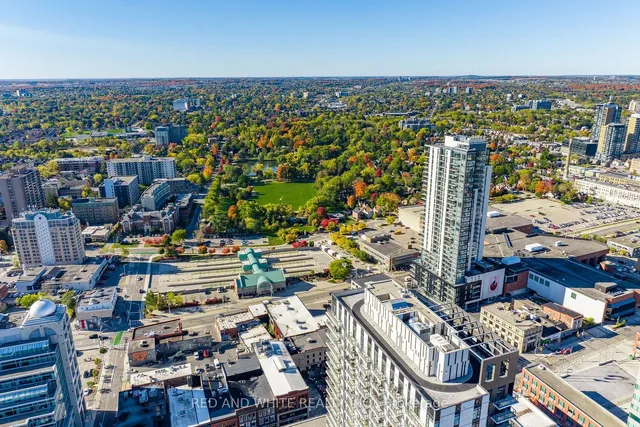 Additional image 38 of 55 KING St Unit 901