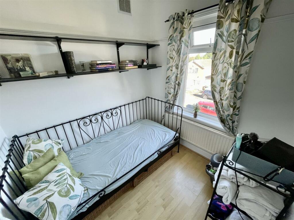 Additional image 13 of Hollingwood Mount, Bradford