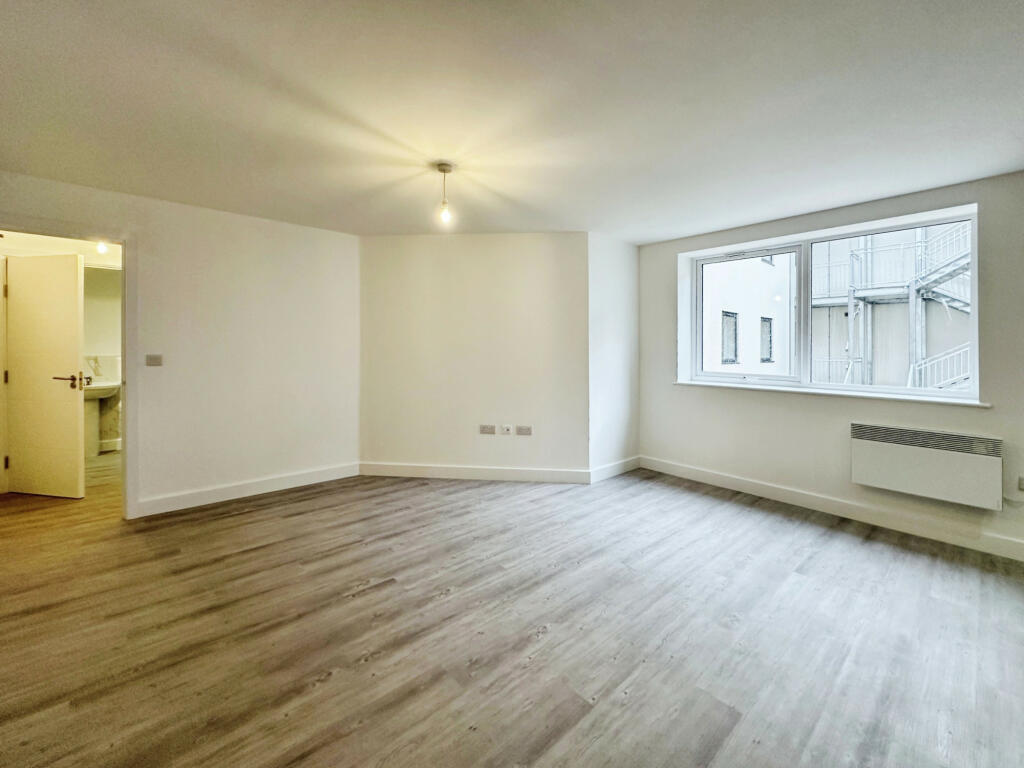 Additional image 3 of Bingley Road, Bradford, BD9