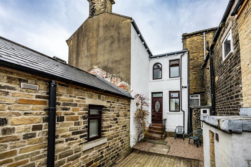 Additional image 18 of Orleans Street, Buttershaw