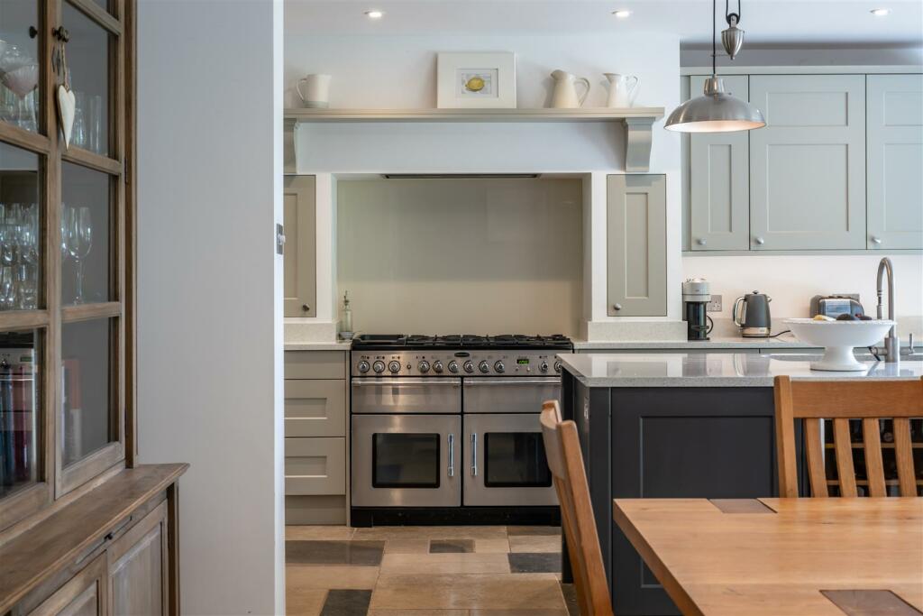 Additional image 8 of Loop Farm Road, Lytchett Matravers