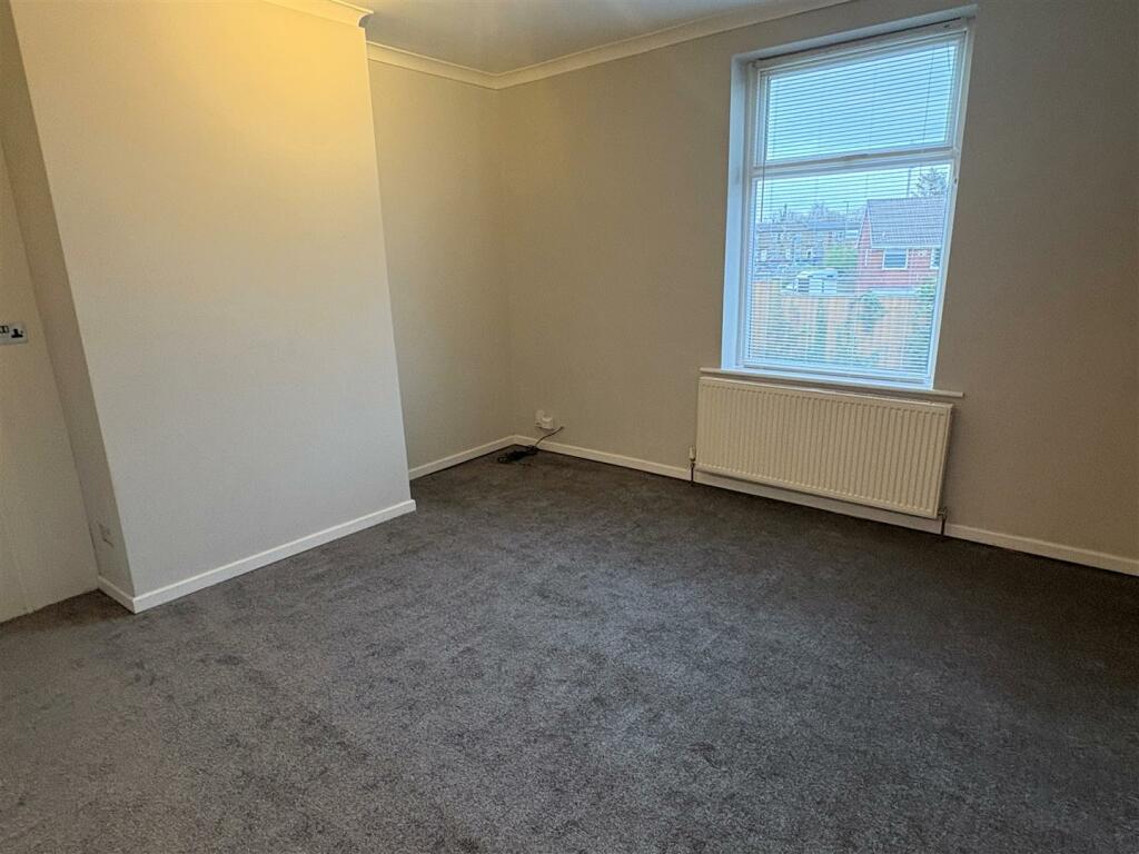 Additional image 7 of Crystal Terrace, Cutler Heights, Bradford