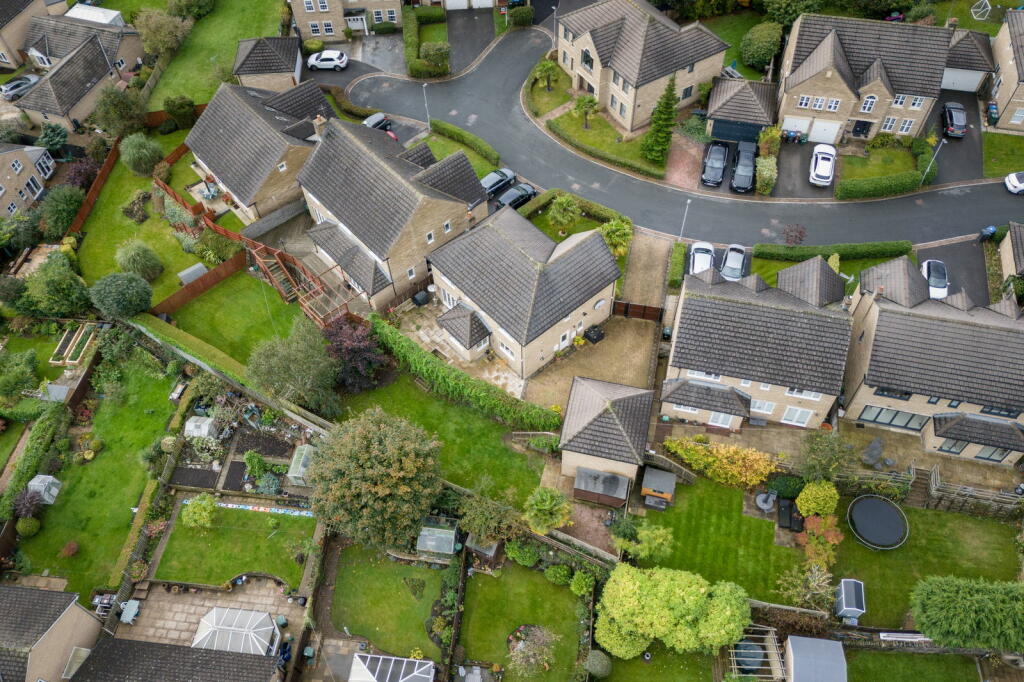 Additional image 32 of Overland Crescent, Bradford, BD10 9TG