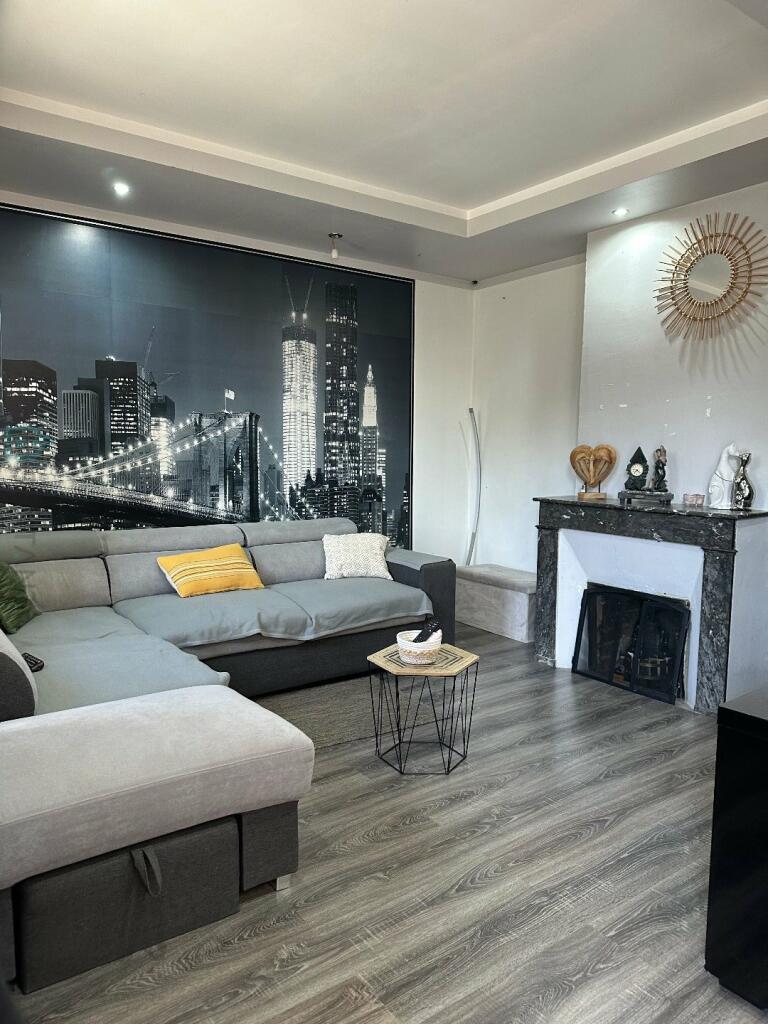 Additional image 3 of Normandy, Seine-Maritime, Petit-Couronne, France