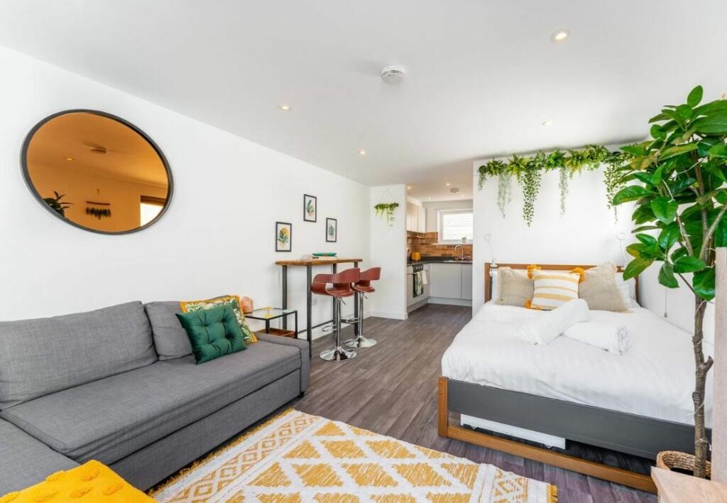 Additional image 4 of Bournemouth, Dorset, BH1 3FD