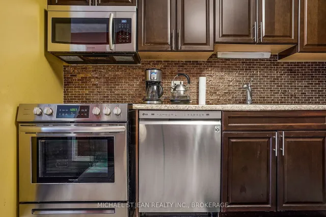 Additional image 14 of 255 Mount Albion Rd Unit 31