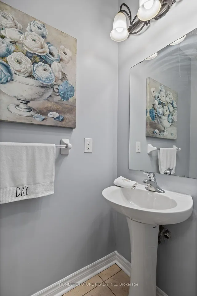 Additional image 18 of 652 Twain Ave